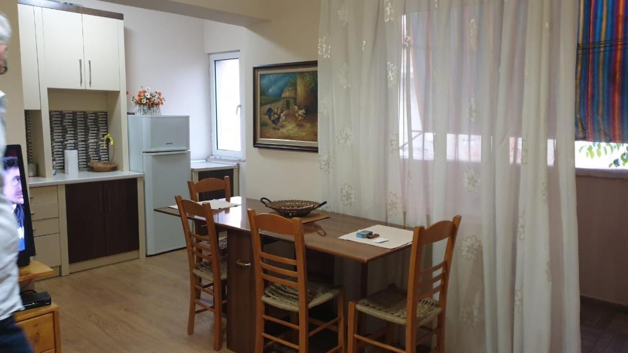Valentina'S Apartment Tirana Extérieur photo